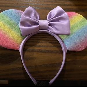 NWOT: Pastel Rainbow Mouse Ears w/ Bow